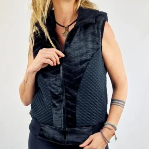 <span style="font-weight: 900;">KALEA</span><br>Black