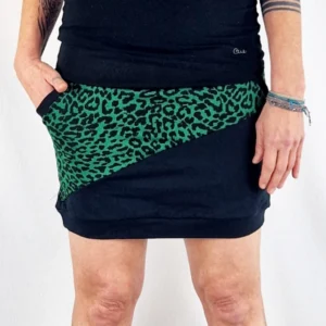 <span style="font-weight: 900;">URBAN</span><br>Leop Verd