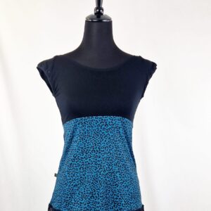 <span style="font-weight: 900;">LEÏ</span><br>Leop Petrol