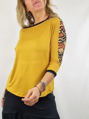 Camiseta Japn Mustard de La Gata Maula