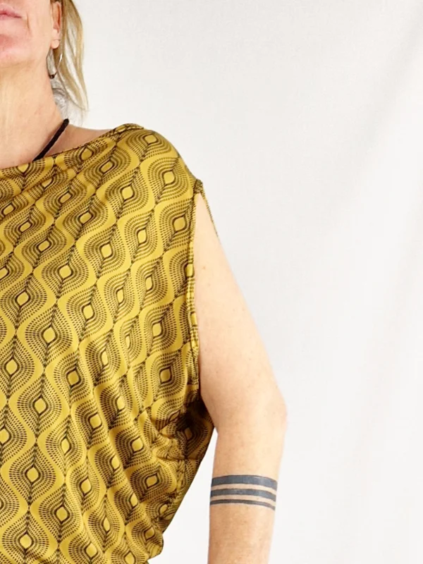 Camiseta Nanu Etnik Mustard de La Gata Maula, foto 2