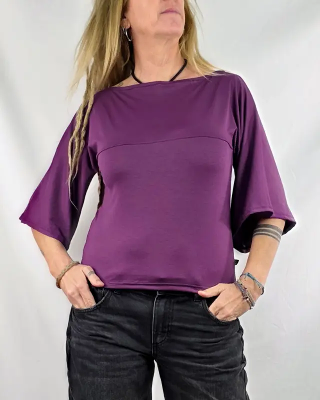 Camiseta Sakura Violet de La Gata Maula