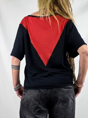 Camiseta Uwess Black Coral de La Gata Maula