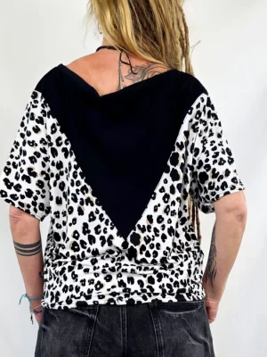 Camiseta Uwess Leop de La Gata Maula