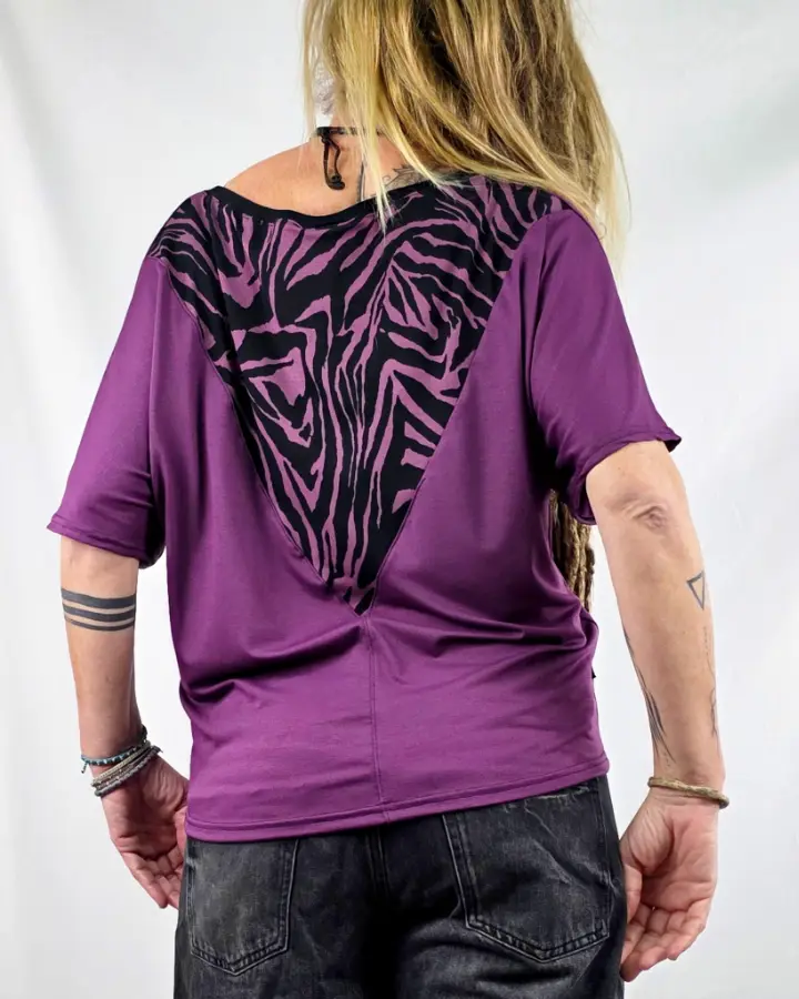 Camiseta Uwess Violet de La Gata Maula
