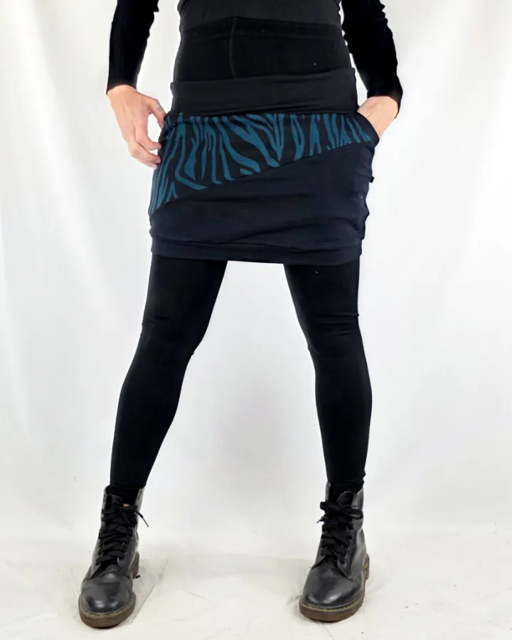 Falda Urban Zebra Petrol de La Gata Maula, foto 2
