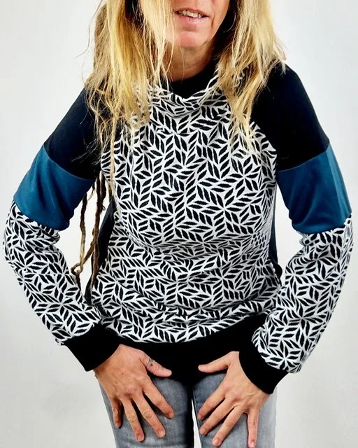 Sudadera Neoloop Geo Monocromo de La Gata Maula, foto 3