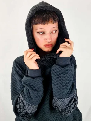 Sudadera Simetrik Black de La Gata Maula