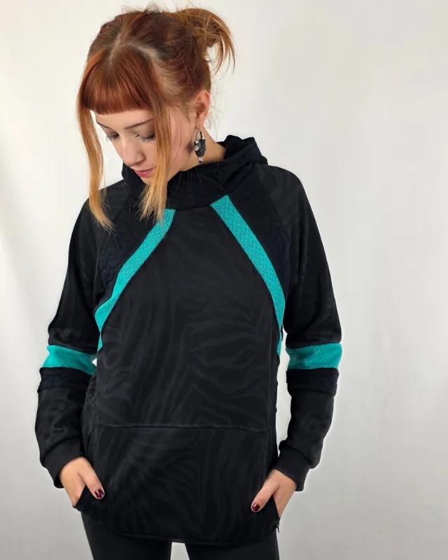 Sudadera Simetrik Black Zebra de La Gata Maula, foto 4