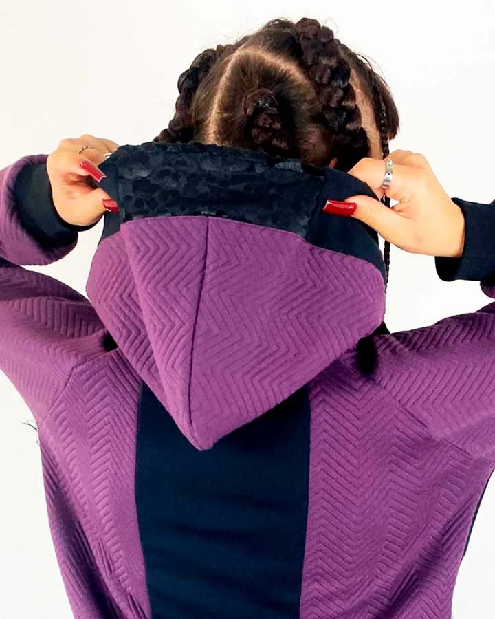 Sudadera Simetrik Violet de La Gata Maula, foto 5