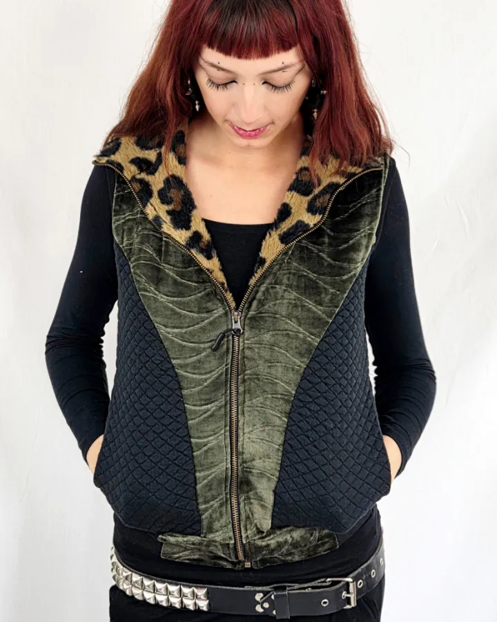 Kalea Khaky 01